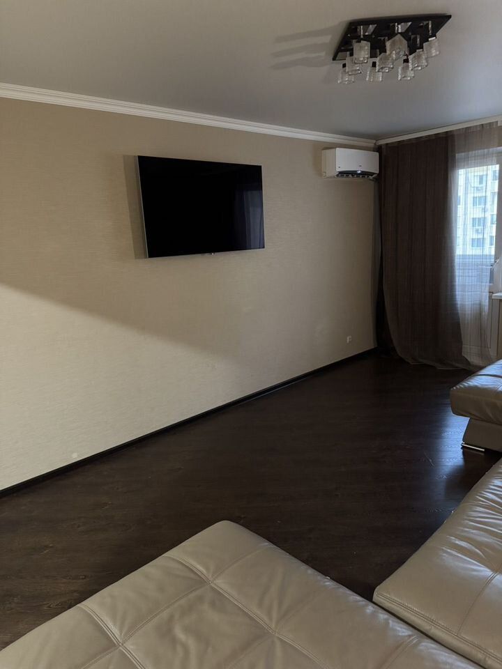 Продажа 3-комнатной квартиры, Саратов, Левина ул,  7