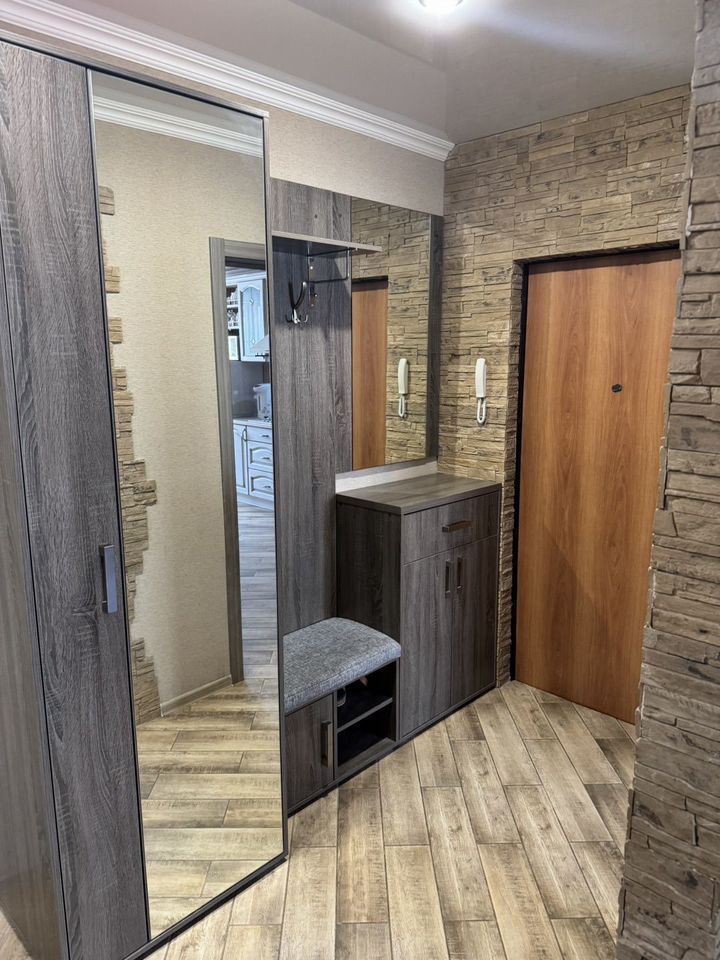 Продажа 3-комнатной квартиры, Саратов, Левина ул,  7