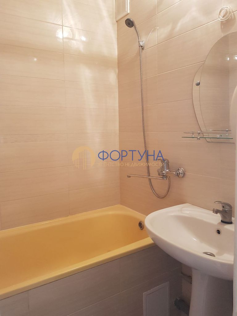 Продажа 1-комнатной квартиры, Белгород, Народный б-р,  109