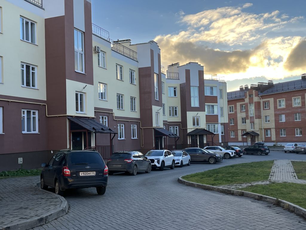 Продажа 1-комнатной квартиры, Кострома, Загородная 1-я ул,  60