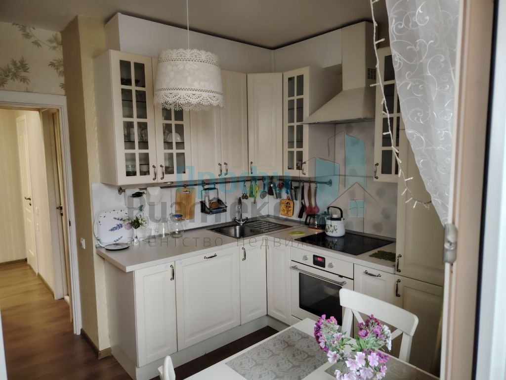 Аренда 1-комнатной квартиры, Нижний Новгород, Спутника ул,  42 