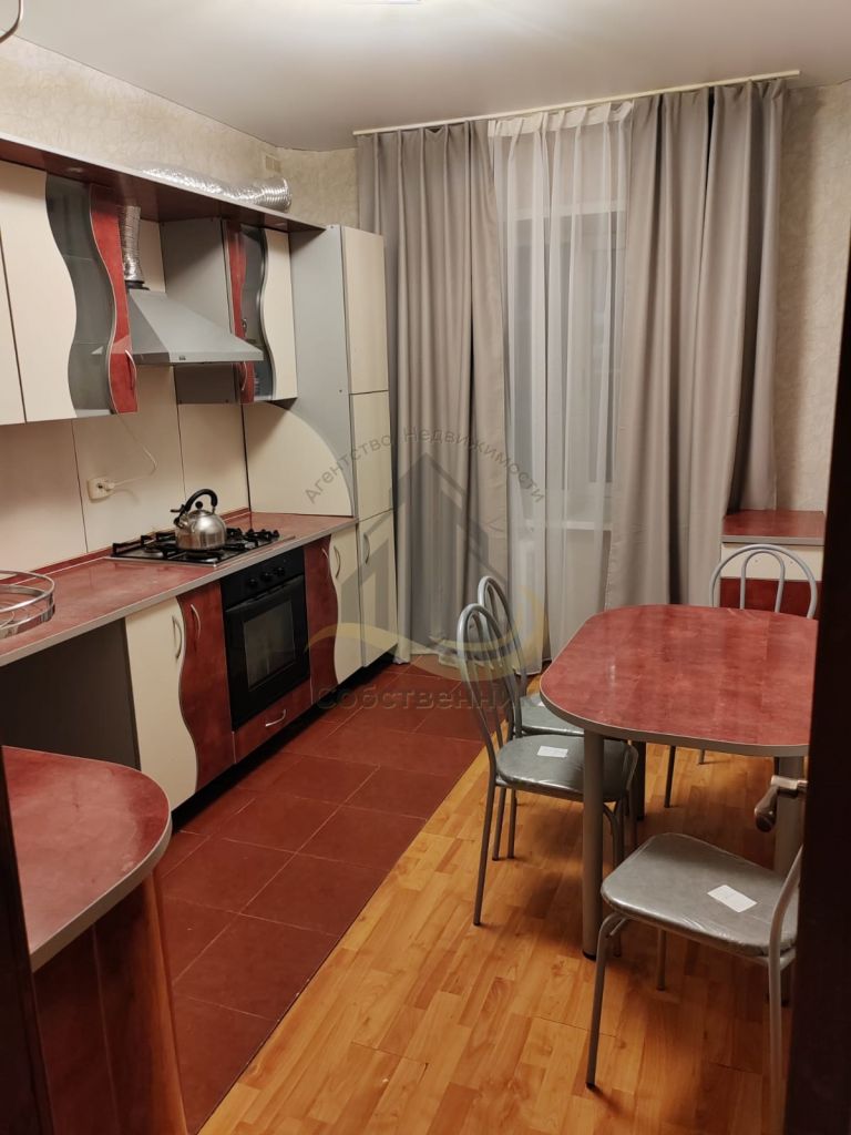 Аренда 2-комнатной квартиры, Губкин, Петра Великого ул,  6