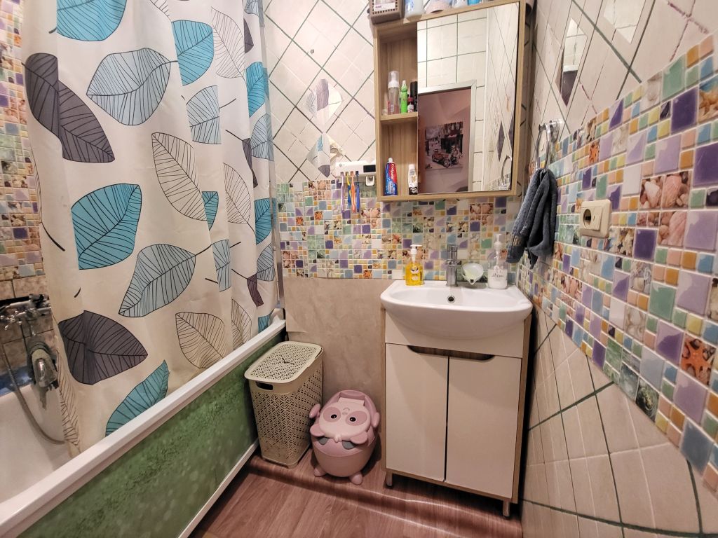 Продажа 4-комнатной квартиры, Иваново, Карла Маркса ул,  42/62