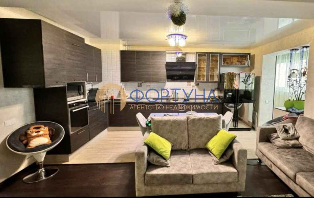 Продажа 2-комнатной квартиры, Белгород, Шумилова ул,  10