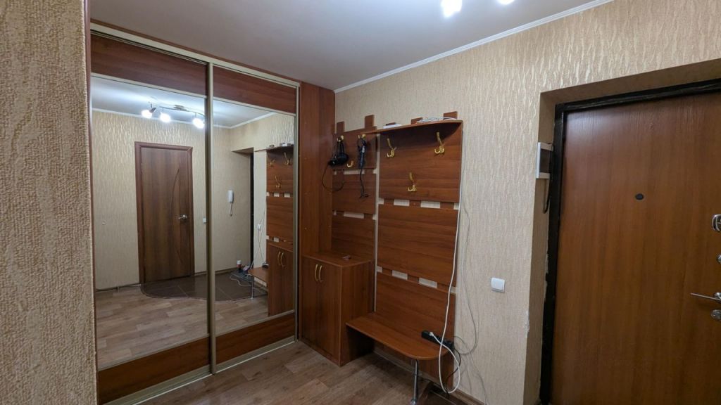 Продажа 1-комнатной квартиры, Саратов, Топольчанский 1-й проезд,  4