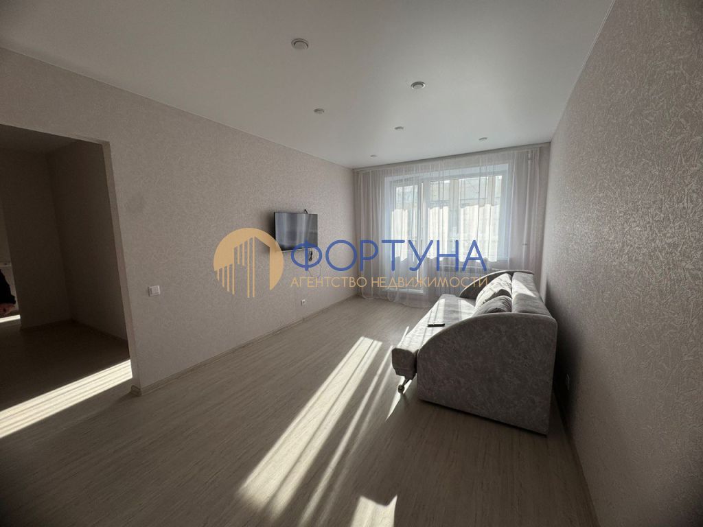 Продажа 2-комнатной квартиры, Белгород, Буденного ул,  12