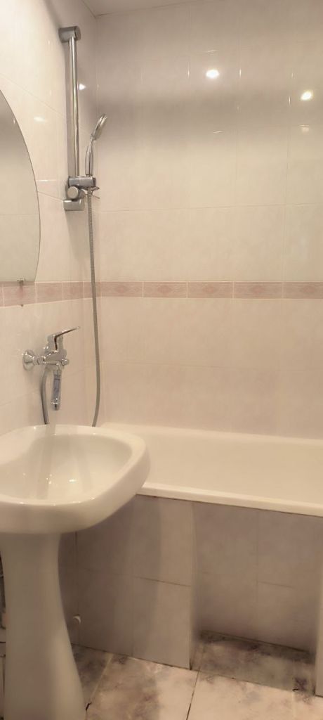 Продажа 2-комнатной квартиры, Нижний Новгород, Заречный бульвар,  1