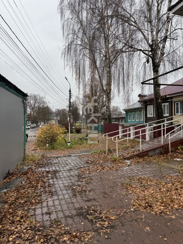 Продажа коммерческой недвижимости, 400м <sup>2</sup>, Кулебаки, Разина ул,  61