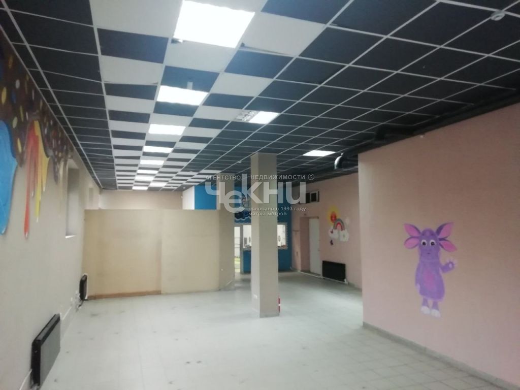 Продажа коммерческой недвижимости, 400м <sup>2</sup>, Кулебаки, Разина ул,  61