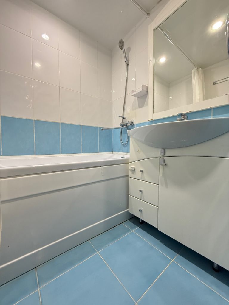 Продажа 2-комнатной квартиры, Дзержинск, Циолковского пр-кт,  67