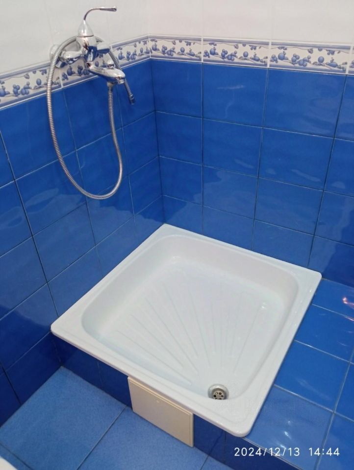 Продажа 4-комнатной квартиры, Саратов, Днепропетровская ул,  2