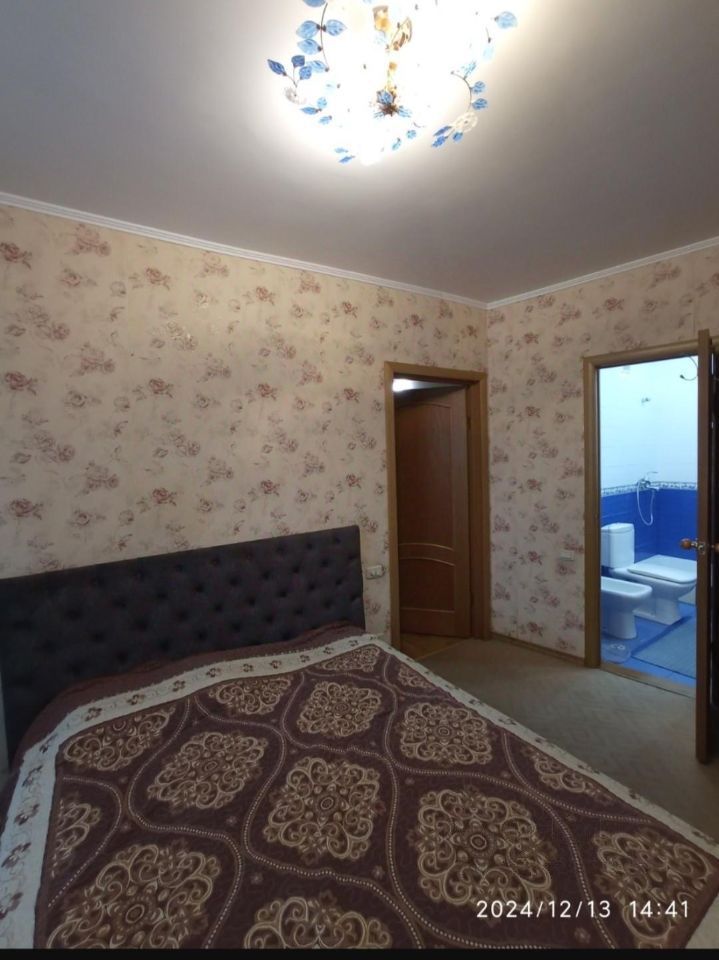 Продажа 4-комнатной квартиры, Саратов, Днепропетровская ул,  2