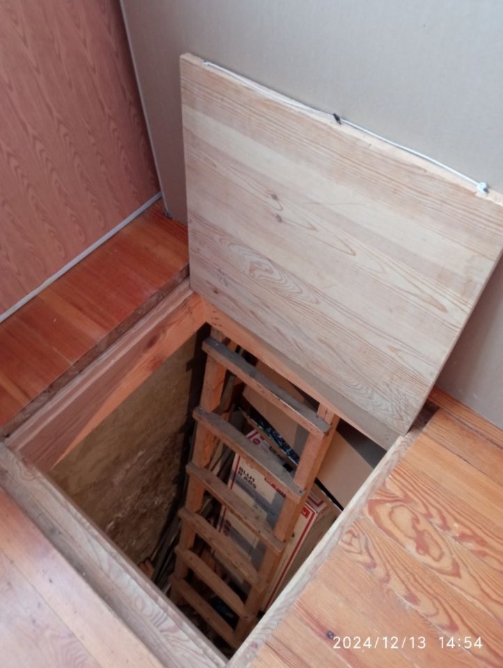 Продажа 4-комнатной квартиры, Саратов, Днепропетровская ул,  2