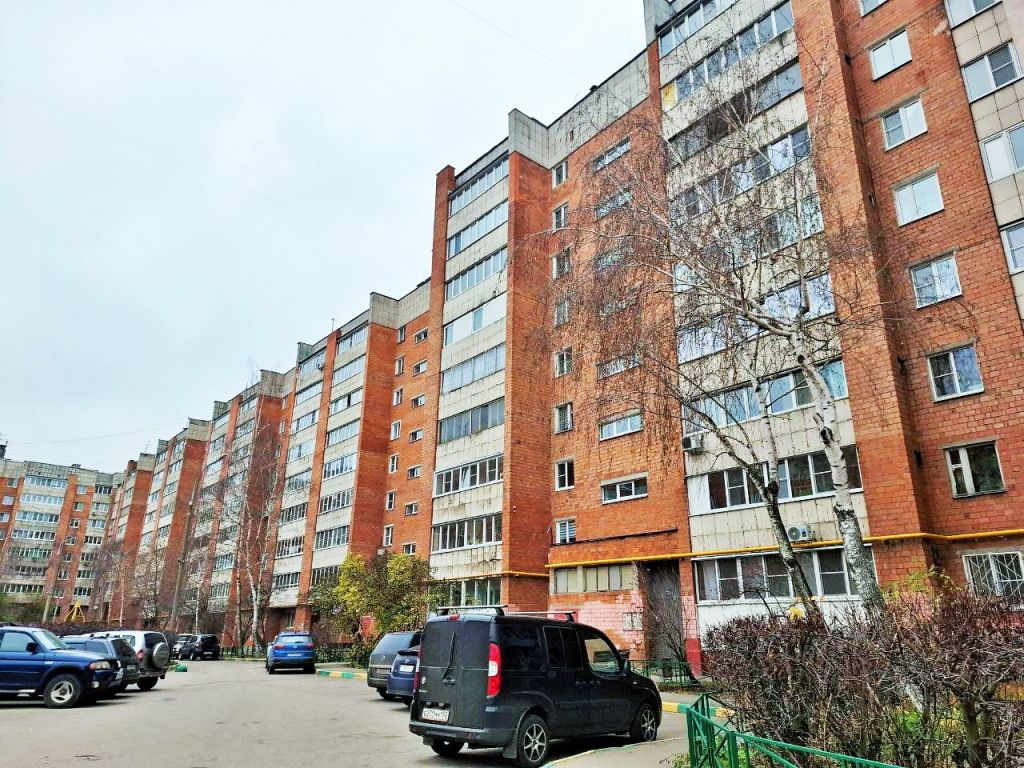 Продажа 4-комнатной квартиры, Нижний Новгород, Красных Зорь ул,  19