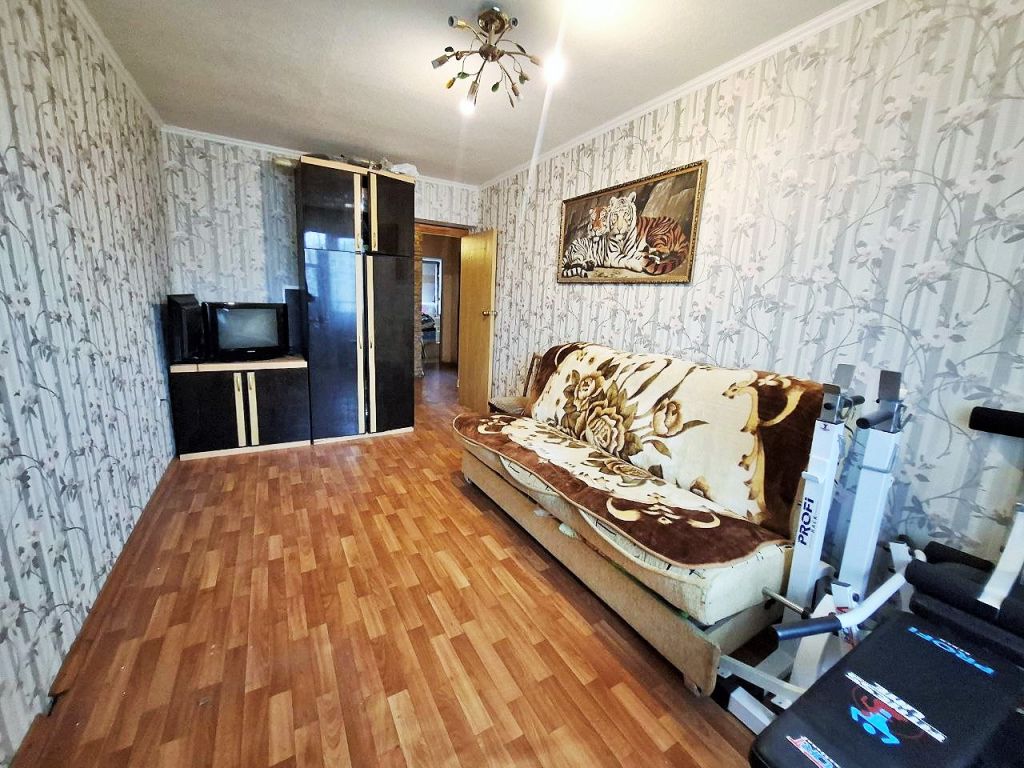 Продажа 4-комнатной квартиры, Нижний Новгород, Красных Зорь ул,  19