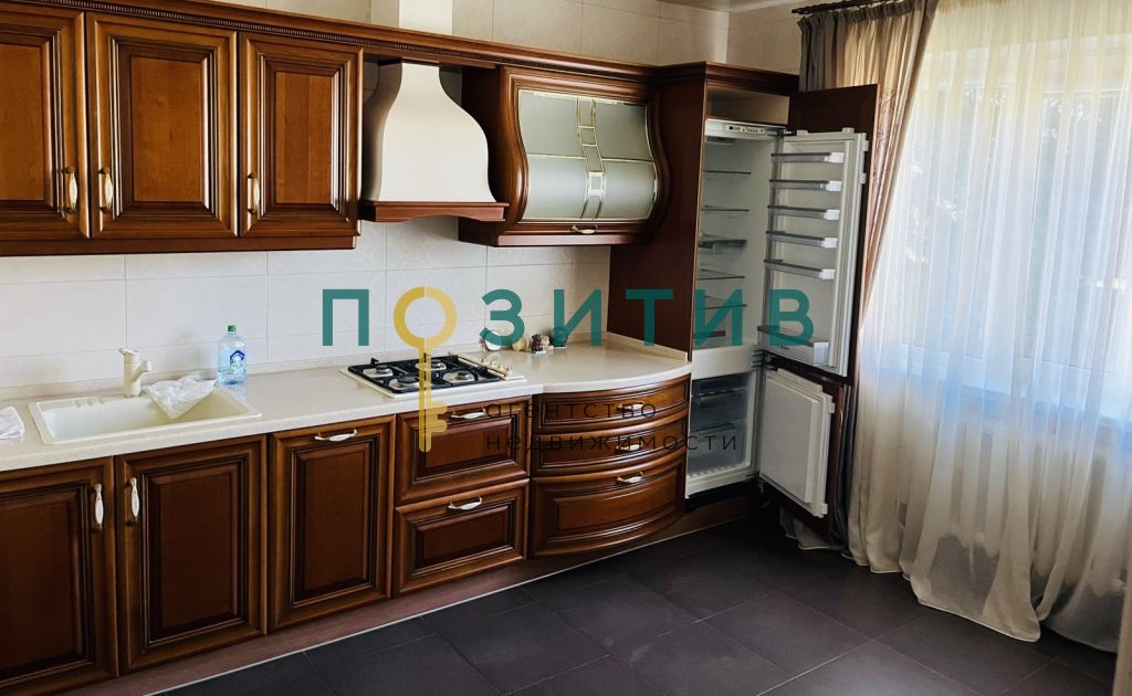 Продажа дома, 210м <sup>2</sup>, 6 сот., Ессентуки, Объездная ул,  11