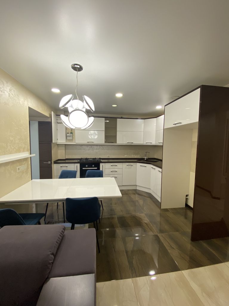 Продажа 3-комнатной квартиры, Кострома, Дорожная ул,  14