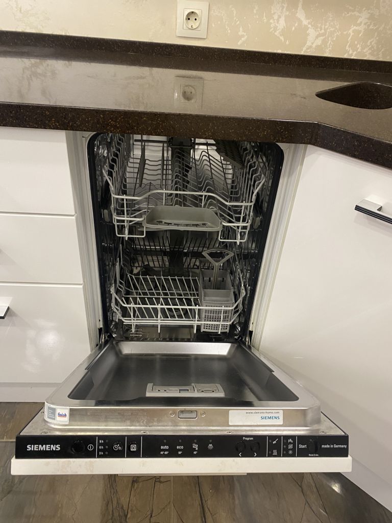 Продажа 3-комнатной квартиры, Кострома, Дорожная ул,  14