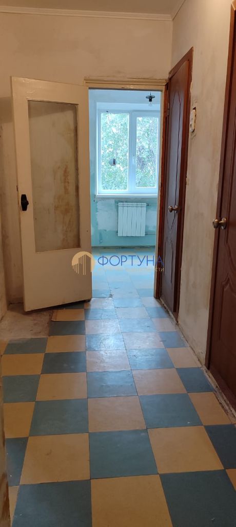 Продажа 2-комнатной квартиры, Белгород, Славы пр-кт,  148