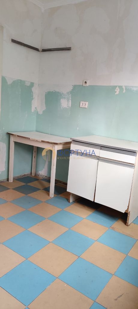 Продажа 2-комнатной квартиры, Белгород, Славы пр-кт,  148