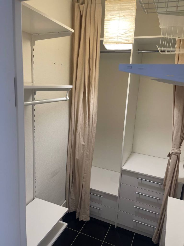 Продажа 1-комнатной квартиры, Нижний Новгород, Волжская наб,  8 к1