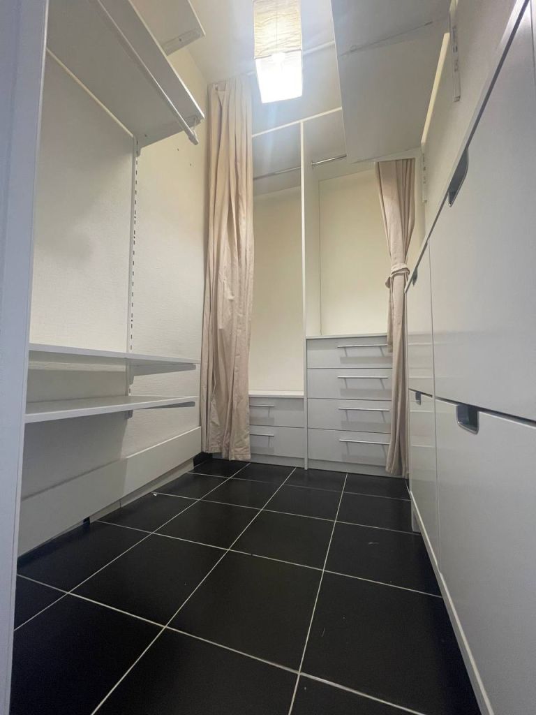 Продажа 1-комнатной квартиры, Нижний Новгород, Волжская наб,  8 к1