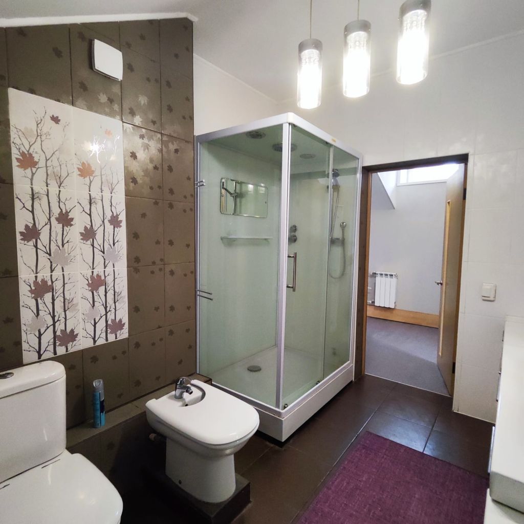 Продажа дома, 244м <sup>2</sup>, 8 сот., Полесье, 1-й Сиреневый пр-д,  8