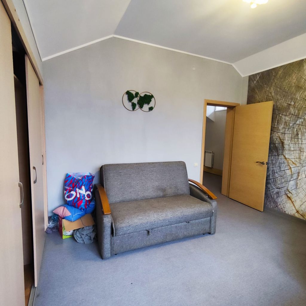 Продажа дома, 244м <sup>2</sup>, 8 сот., Полесье, 1-й Сиреневый пр-д,  8