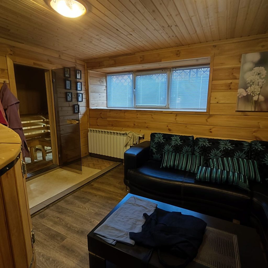 Продажа дома, 244м <sup>2</sup>, 8 сот., Полесье, 1-й Сиреневый пр-д,  8