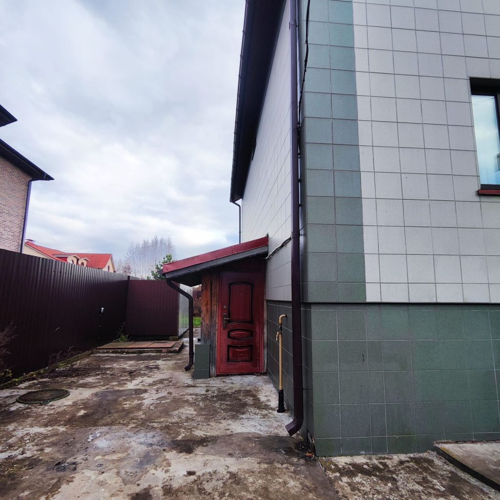 Продажа дома, 244м <sup>2</sup>, 8 сот., Полесье, 1-й Сиреневый пр-д,  8