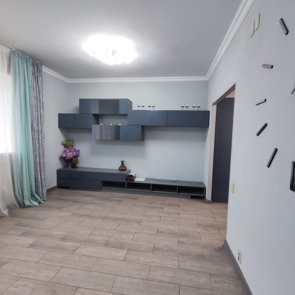 Продажа дома, 244м <sup>2</sup>, 8 сот., Полесье, 1-й Сиреневый пр-д,  8