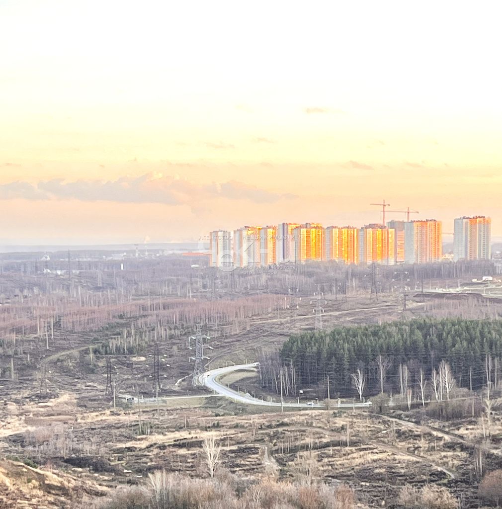 Продажа 2-комнатной квартиры, Нижний Новгород, Героев Донбасса пр-кт,  12