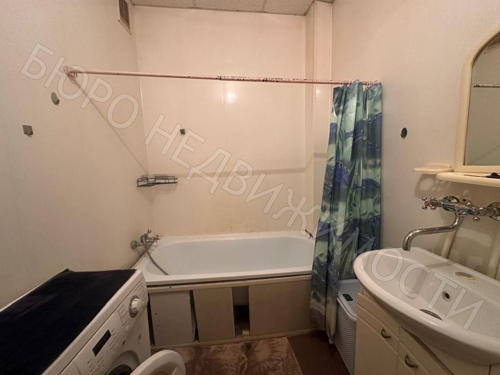 Продажа 2-комнатной квартиры, Балашов, Титова ул,  6