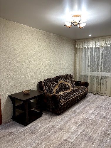 Аренда 3-комнатной квартиры, Нижний Новгород, Космонавта Комарова ул,  16А