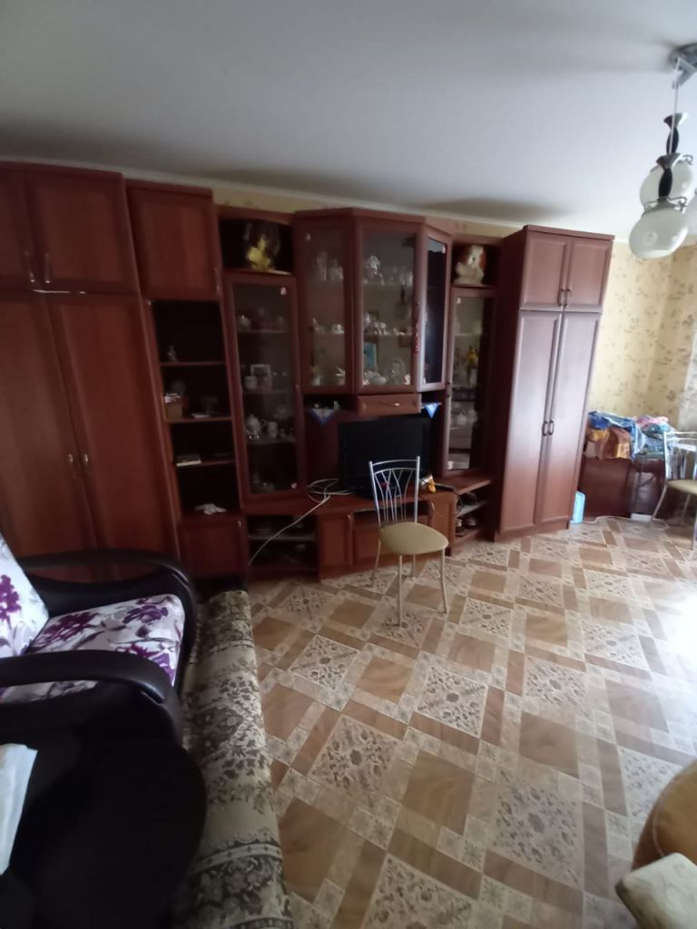 Продажа 1-комнатной квартиры, Приволжск, Станционный проезд,  4