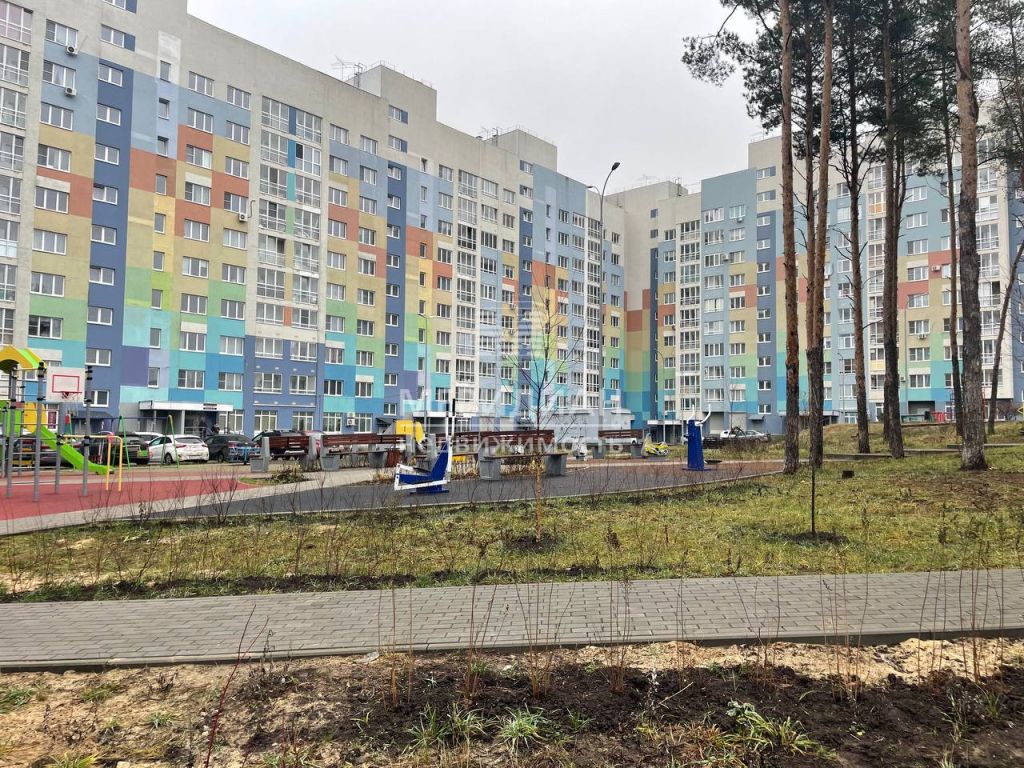 Продажа 2-комнатной квартиры, Дзержинск, Советская улица,  10Лк2