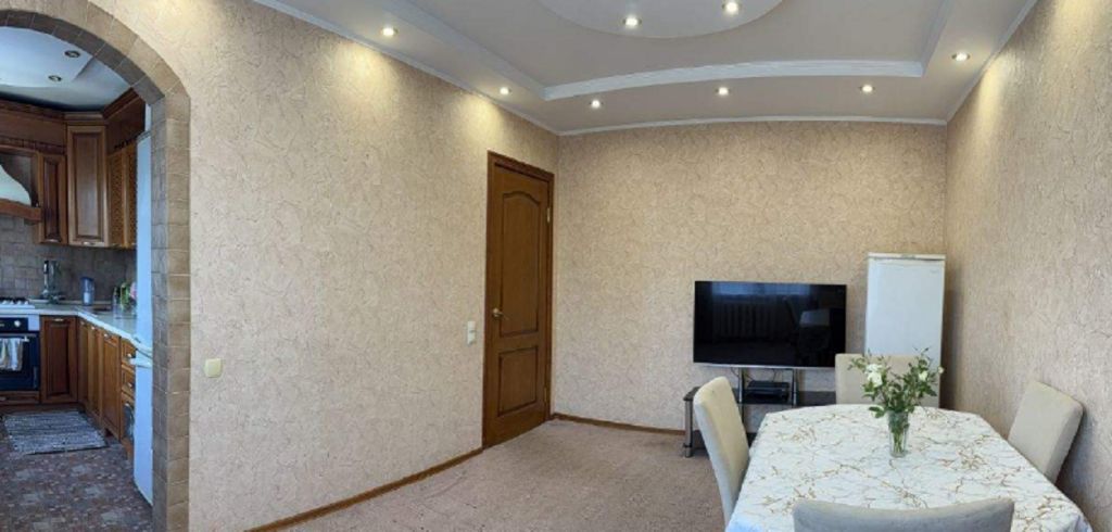 Продажа 3-комнатной квартиры, Энгельс, Энгельс-1 ул,  74