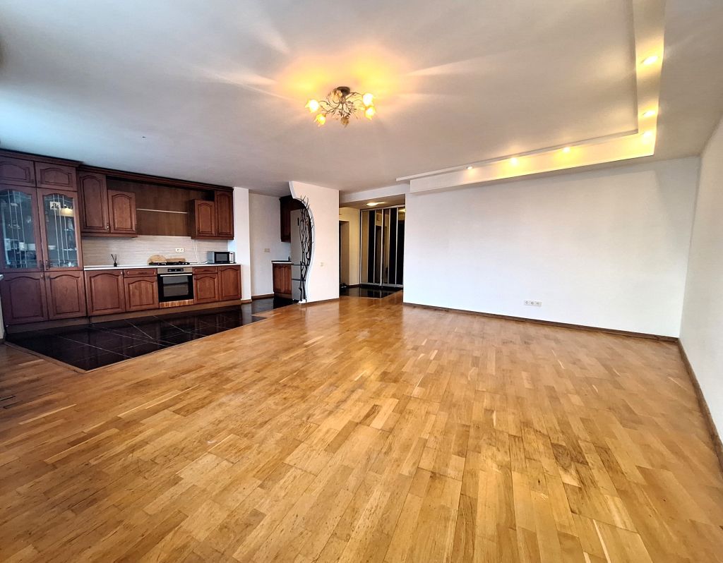 Продажа 2-комнатной квартиры, Нижний Новгород, Белинского ул,  69