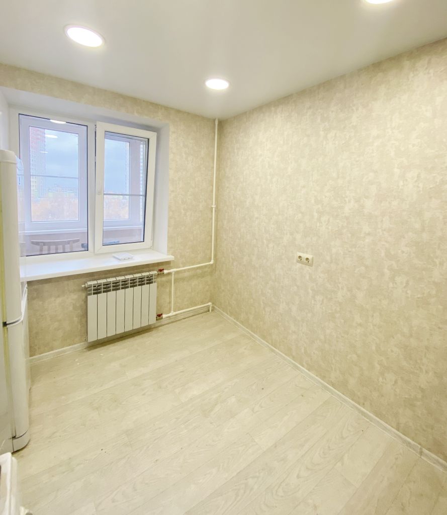 Продажа 2-комнатной квартиры, Нижний Новгород, Гагарина пр-кт,  194