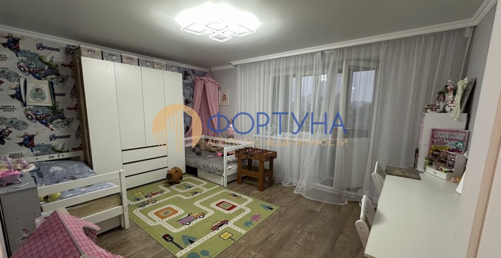 Продажа 3-комнатной квартиры, Белгород, Губкина ул,  26