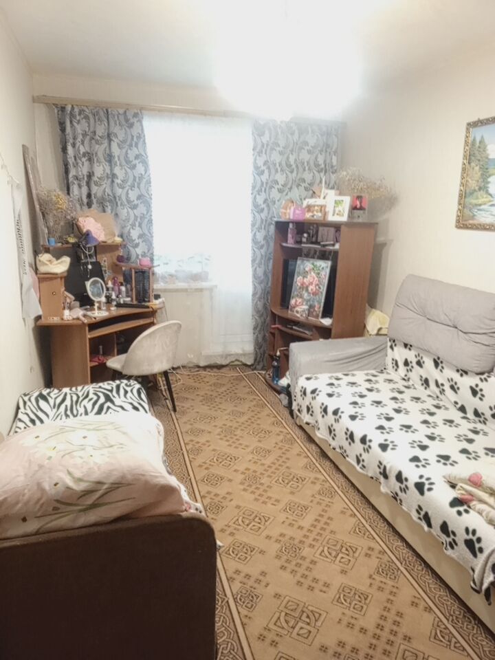 Продажа 3-комнатной квартиры, Новомосковск, Генерала Белова ул,  6