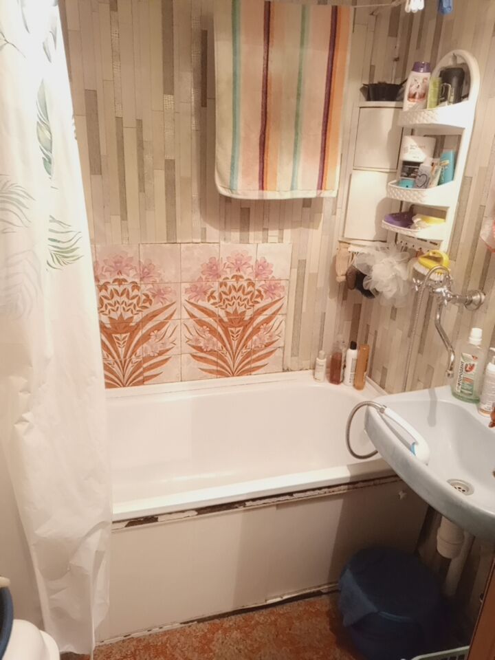 Продажа 3-комнатной квартиры, Новомосковск, Генерала Белова ул,  6