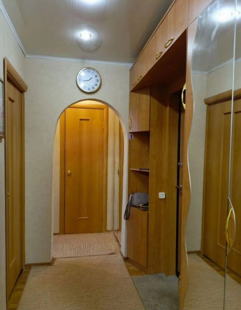 Продажа 2-комнатной квартиры, Нижний Новгород, Комсомольская пл,  10/1