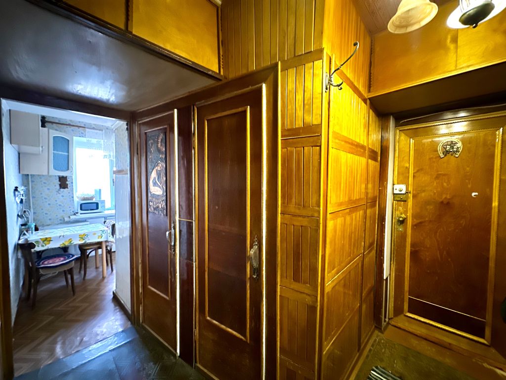 Продажа 3-комнатной квартиры, Кострома, Глазковский проезд,  6