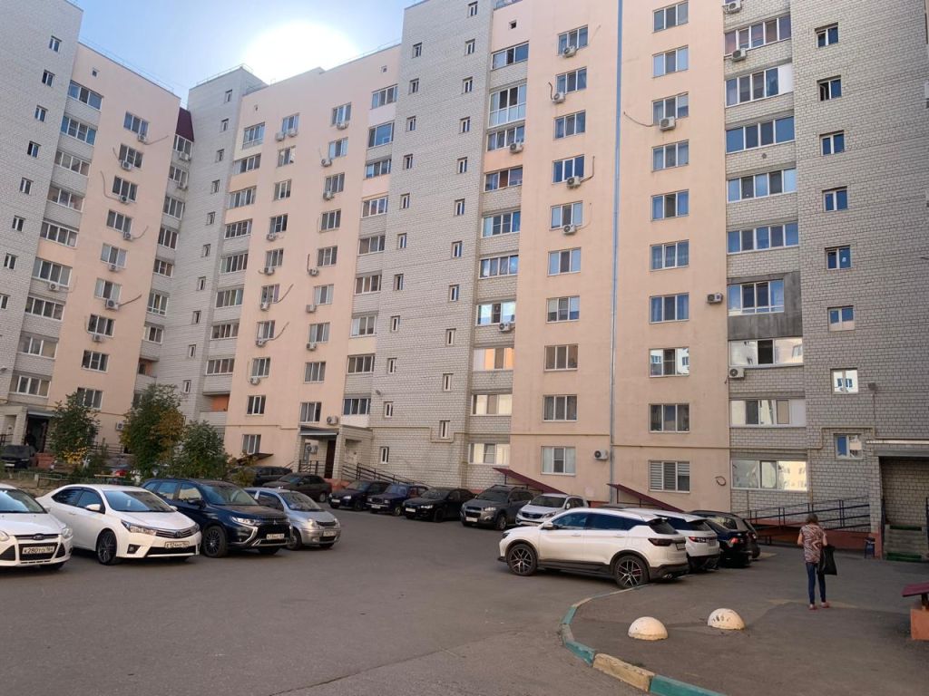 Продажа 1-комнатной квартиры, Саратов, Лисина ул,  10