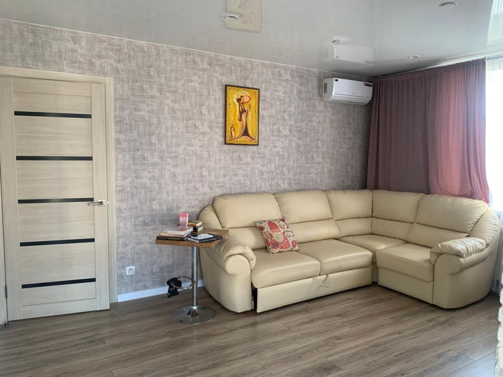 Продажа 1-комнатной квартиры, Саратов, Лисина ул,  10