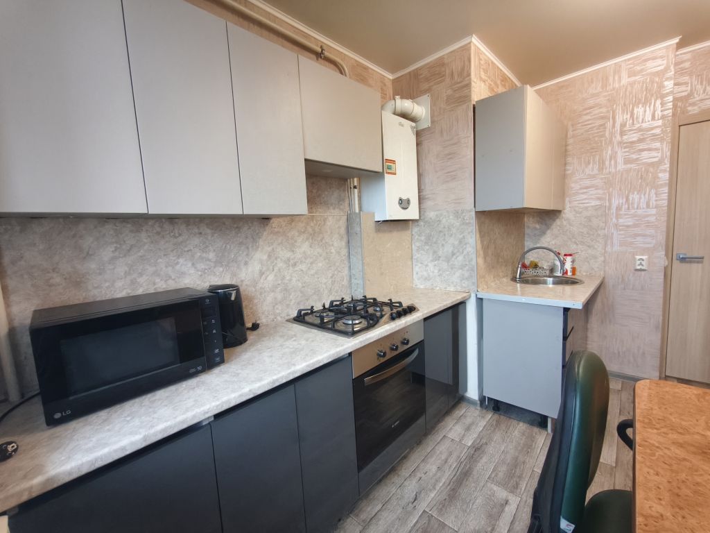 Продажа 2-комнатной квартиры, Донской, Комсомольская ул.,  19