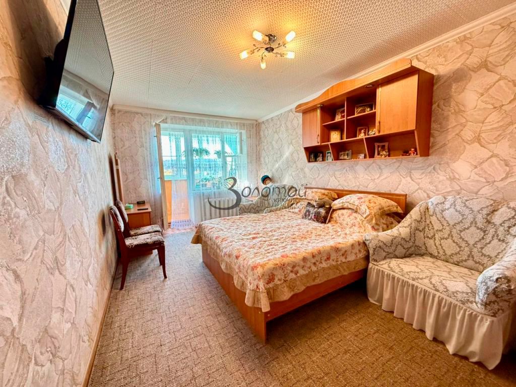 Продажа 3-комнатной квартиры, Кисловодск, Островского ул,  36