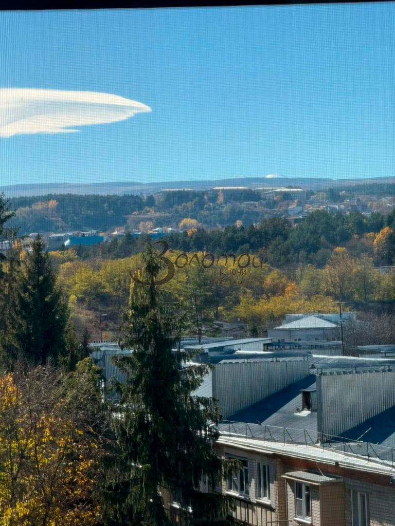 Продажа 3-комнатной квартиры, Кисловодск, Островского ул,  36