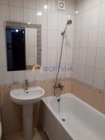 Продажа 1-комнатной квартиры, Белгород, Преображенская ул,  63Б